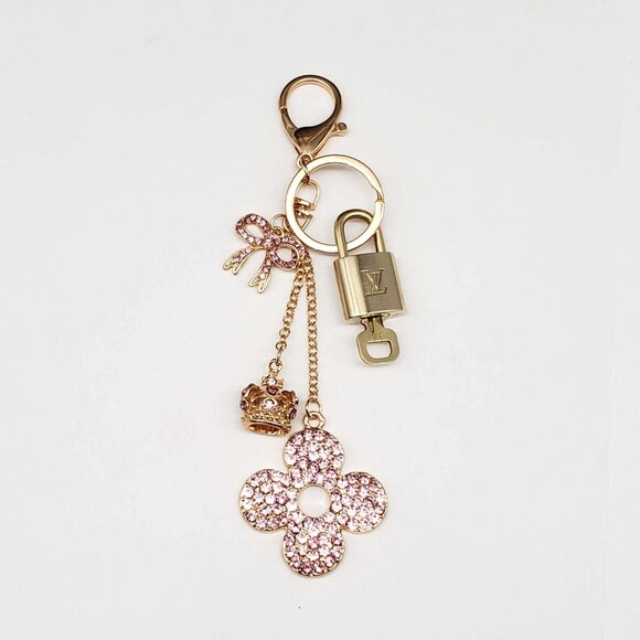 Authentic Louis Vuitton Lock & Key with unbranded Flower Bagcharm, Keycharm - Picture 1 of 9